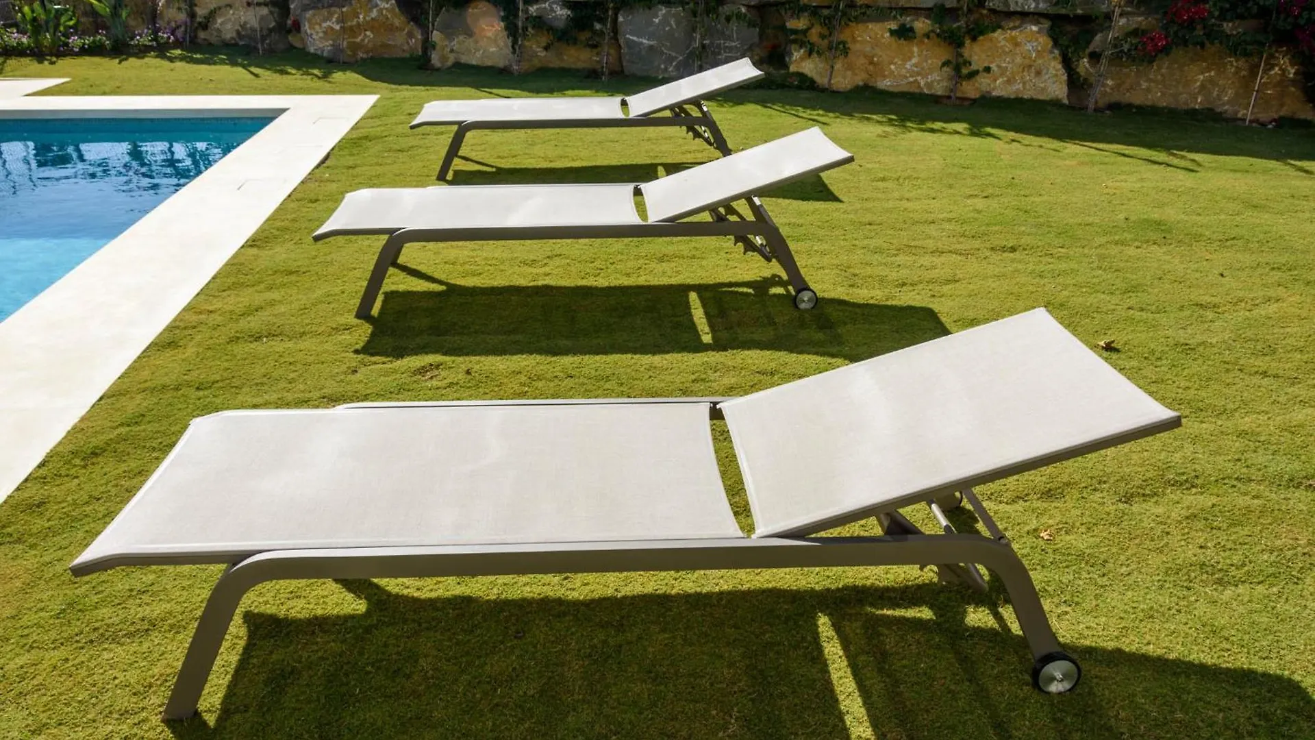 Дом отдыха Modern Villa Cabopino Малага