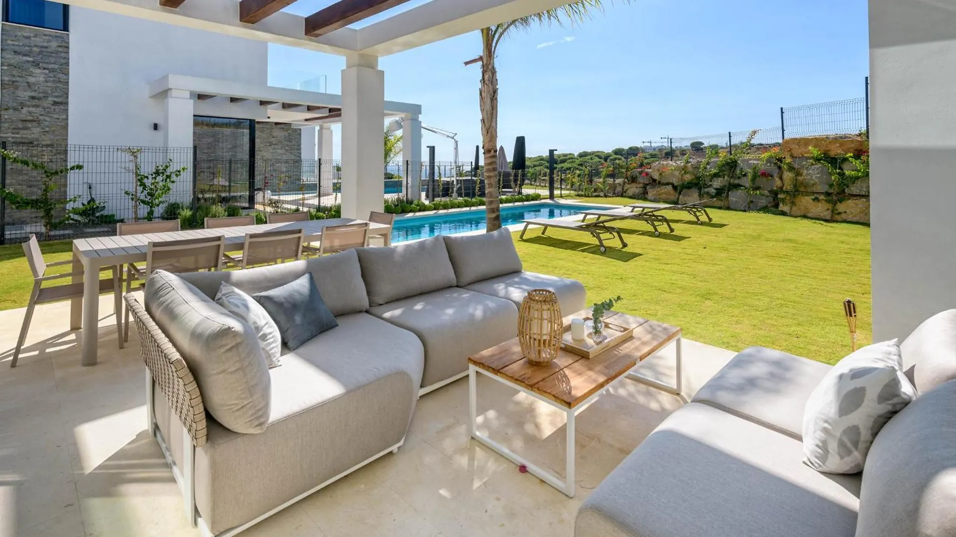 Modern Villa Cabopino Malaga
