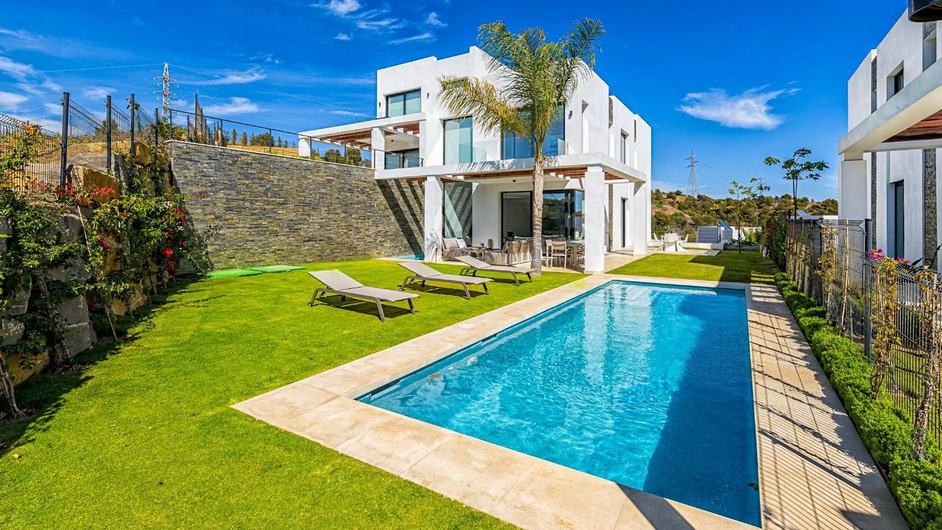 Modern Villa Cabopino Malaga