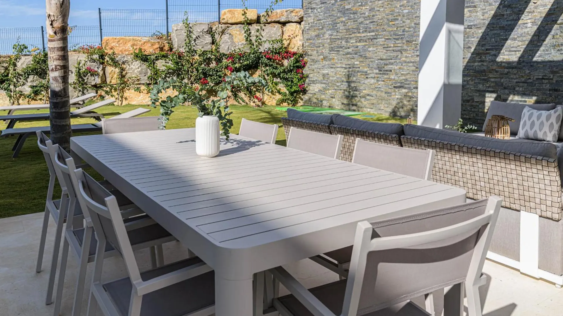 Modern Villa Cabopino Малага Испания
