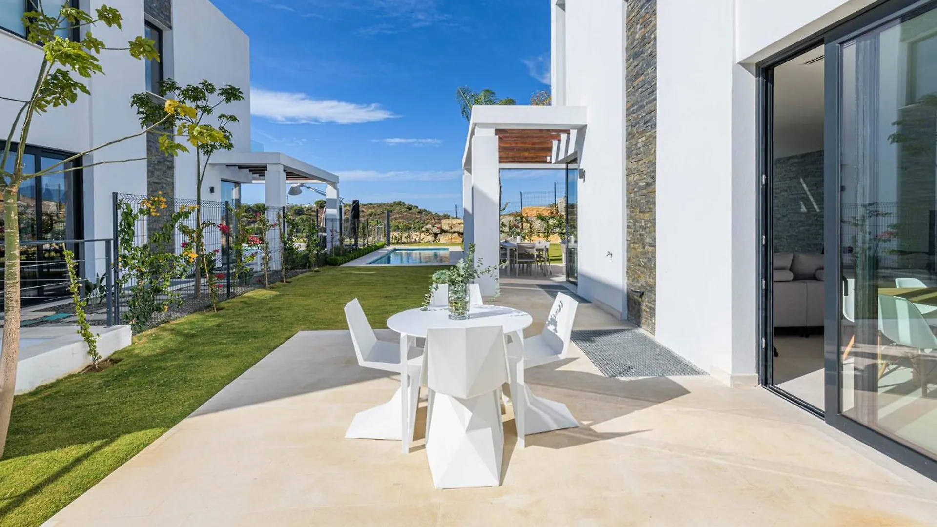 Modern Villa Cabopino Malaga 0*,